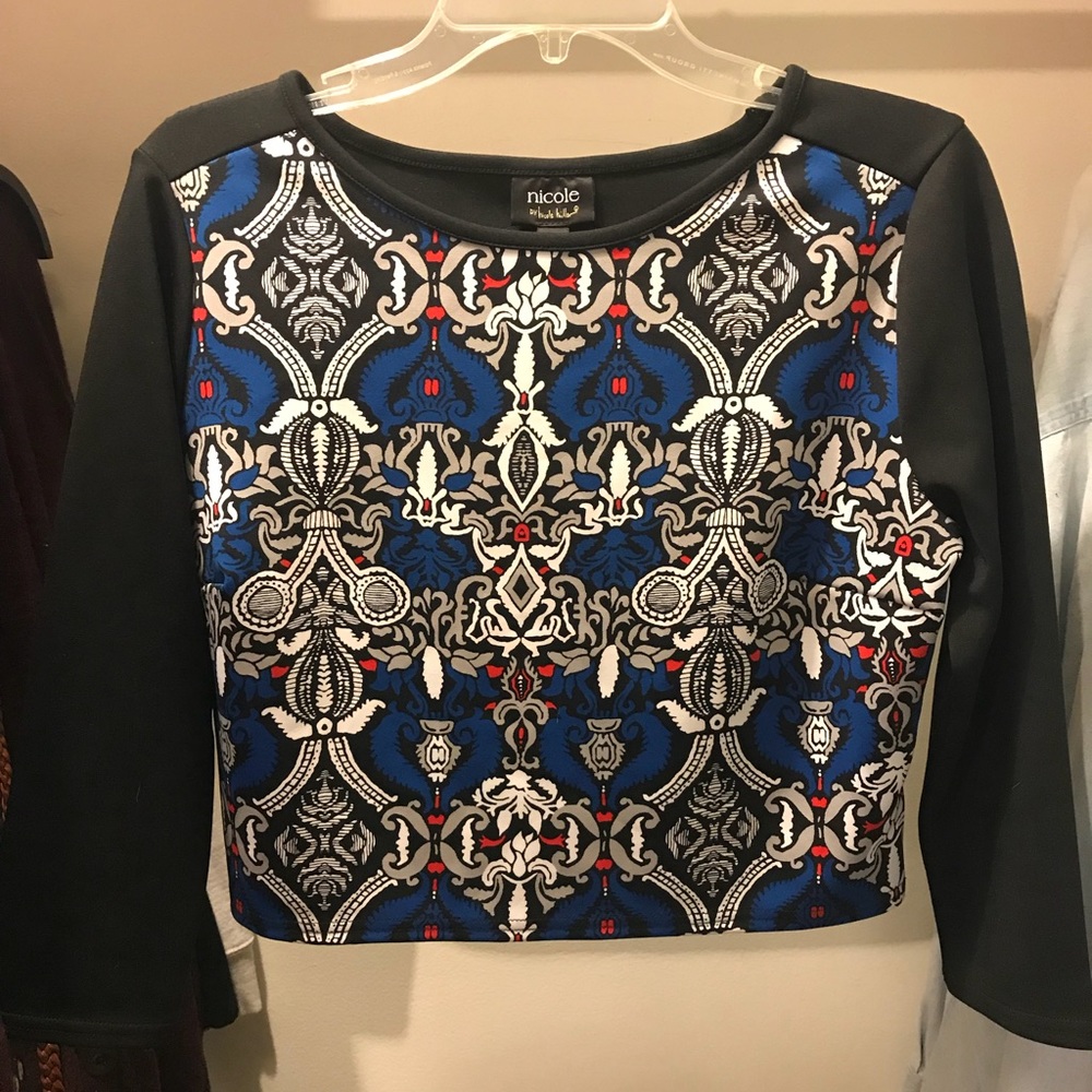Multi Colored 3/4 length sleeve crop blouse